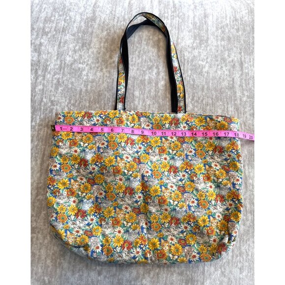 Whimsy Cat Floral Tote Bag - Picture 4 of 9